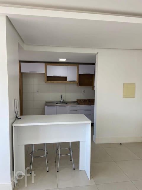 Image 1 - 273552